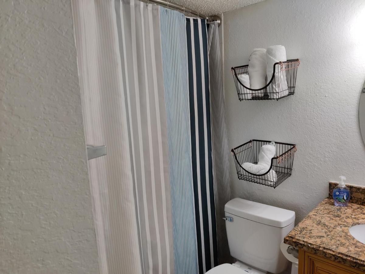 Centauri Vacation Rentals Beautiful 2-Bedroom Condo, Near All Orlando Attractions, Free Parking & Wi-Fi, King Bed Экстерьер фото